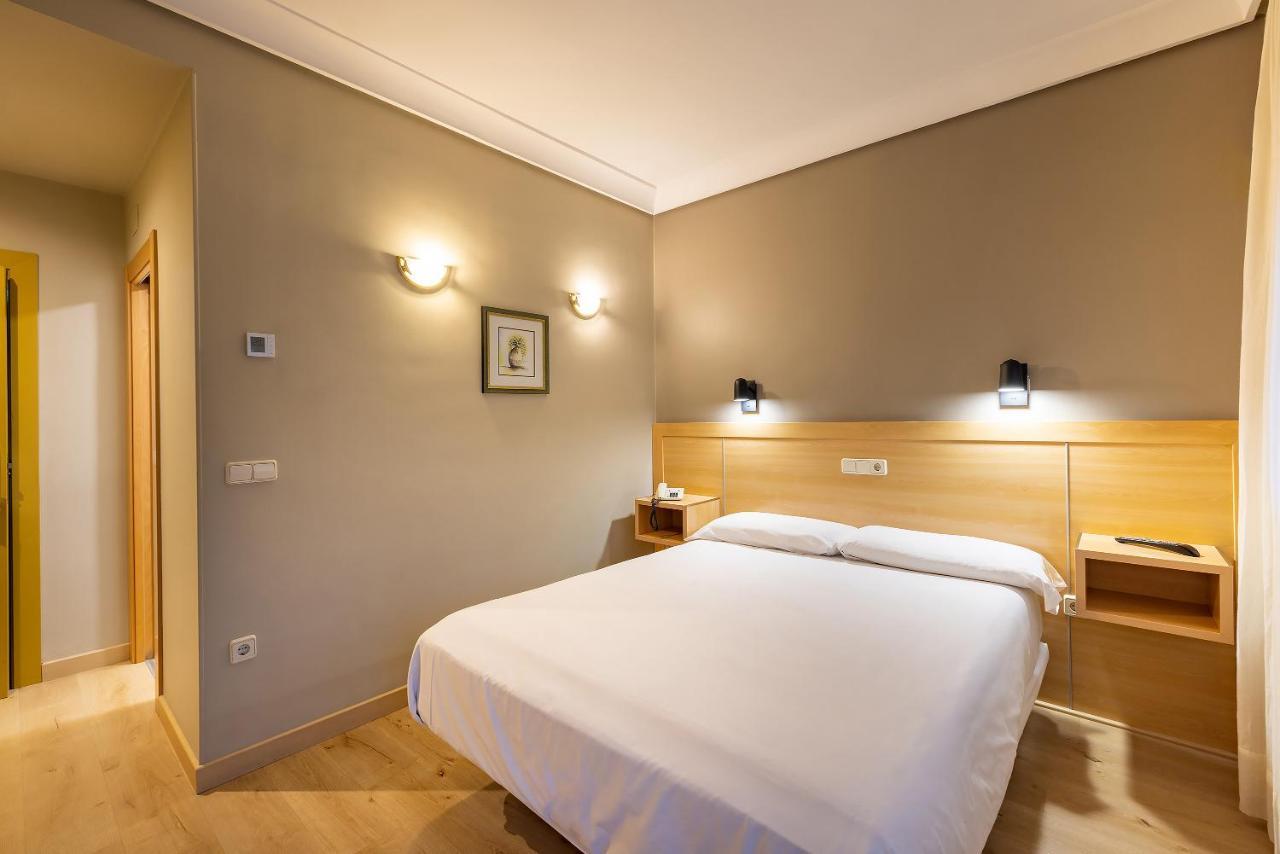 Single Room,1398471875:JPEG