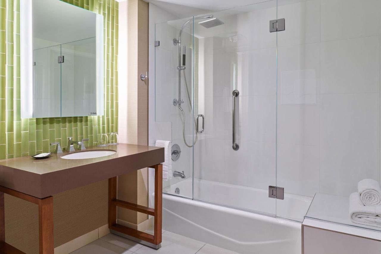 Deluxe, Guest room, 1 King
