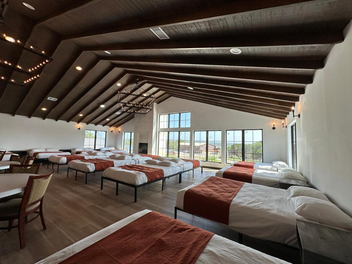 Ultimate Reunion Cabin