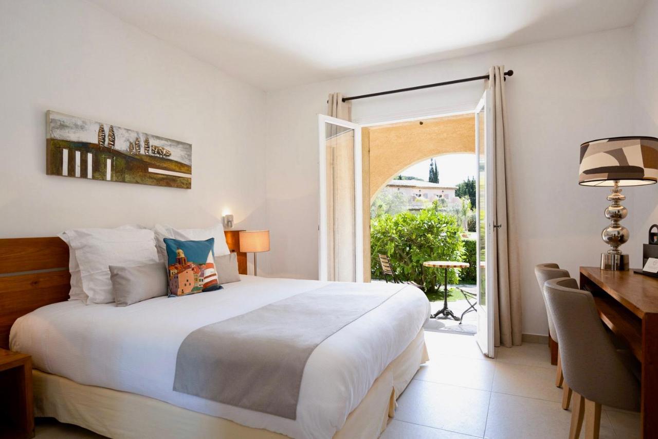 Chambre Double ou Lits Jumeaux avec Terrasse