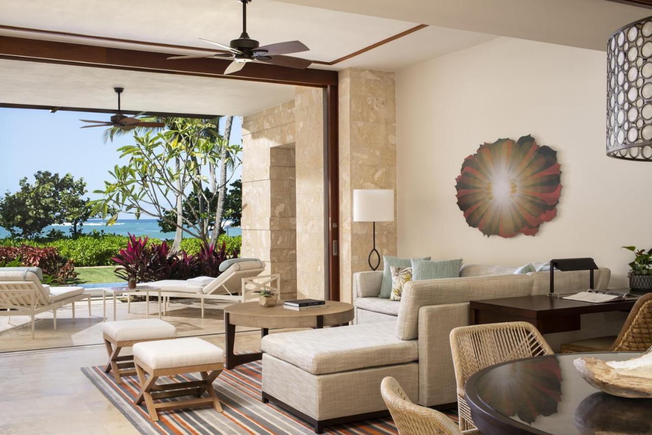 West Beach King Suite - Ground Floor