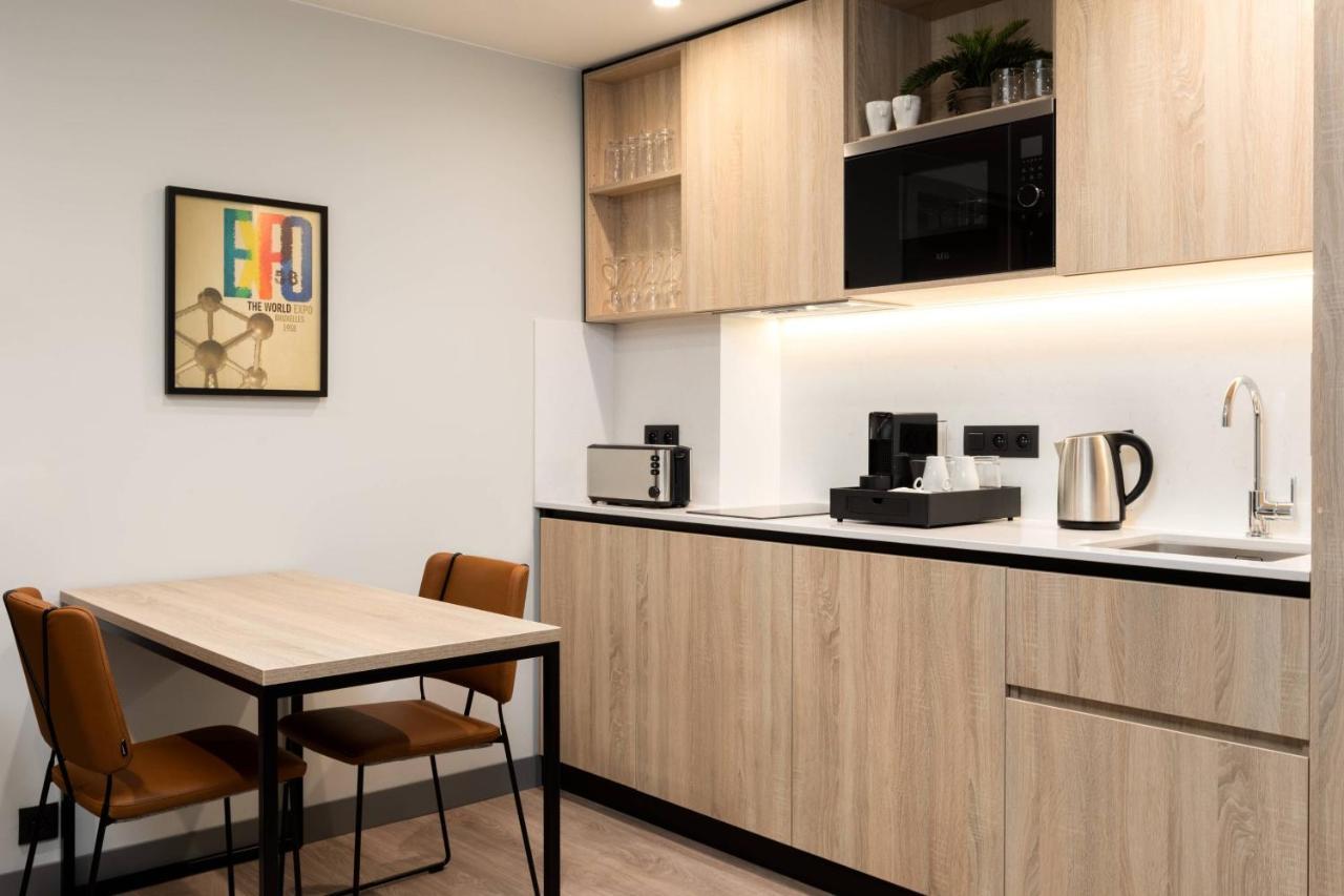 Suite met 1 Slaapkamer met 1 Queensize Bed en Slaapbank