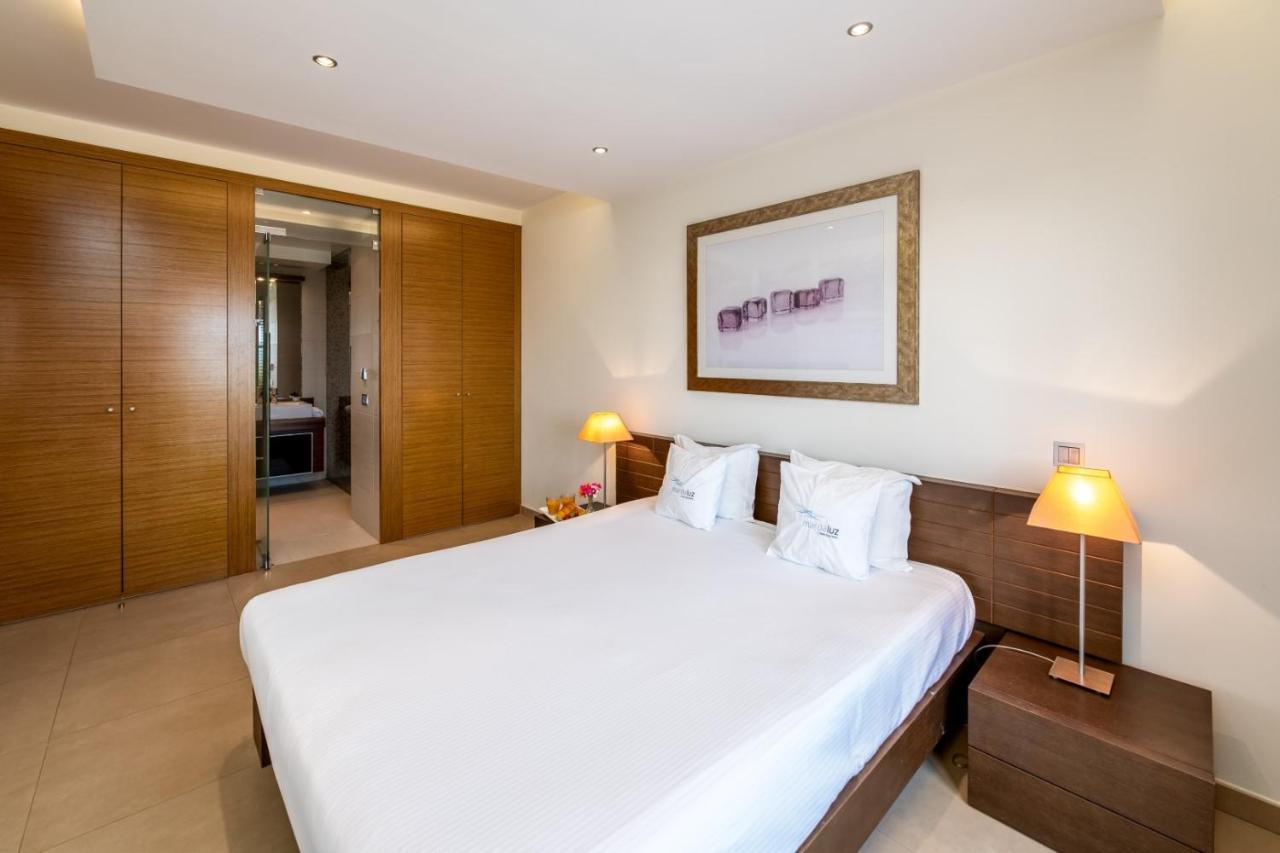 Apartamento de 3 Quartos com Piscina e Jardim
