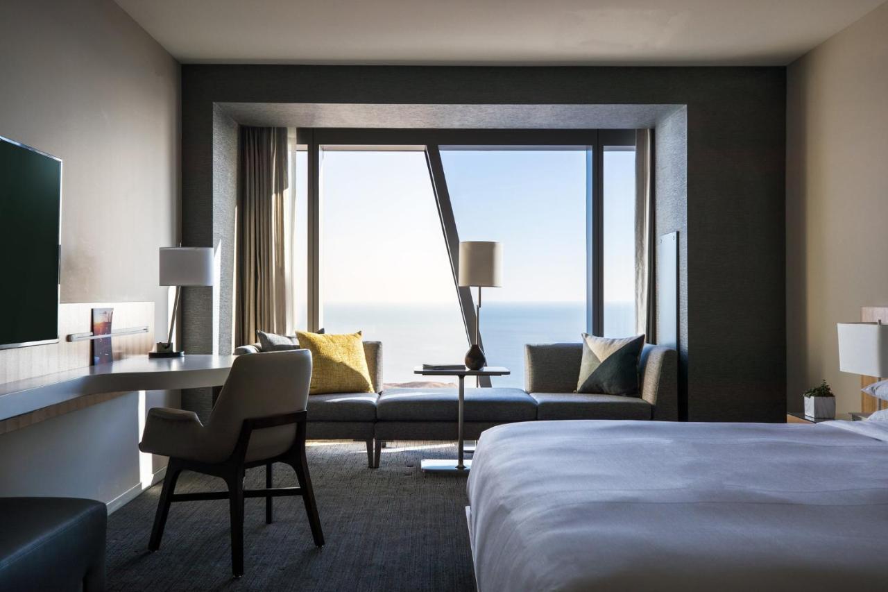 King Room Lake View,1403058491:JPEG
