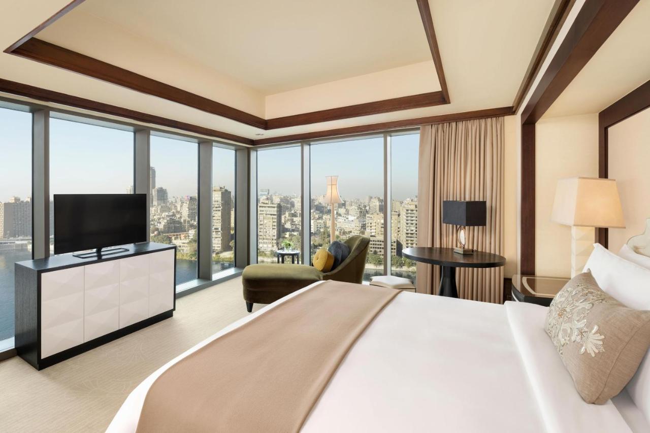 St. Regis Suite, 1 Bedroom Larger Suite, 1 King, River view