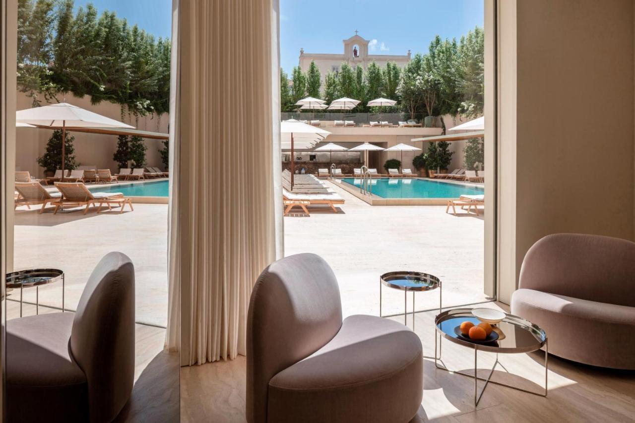 Grande Chambre Exécutive au Bord de la Piscine avec 1 Lit King-Size - Vue sur Piscine