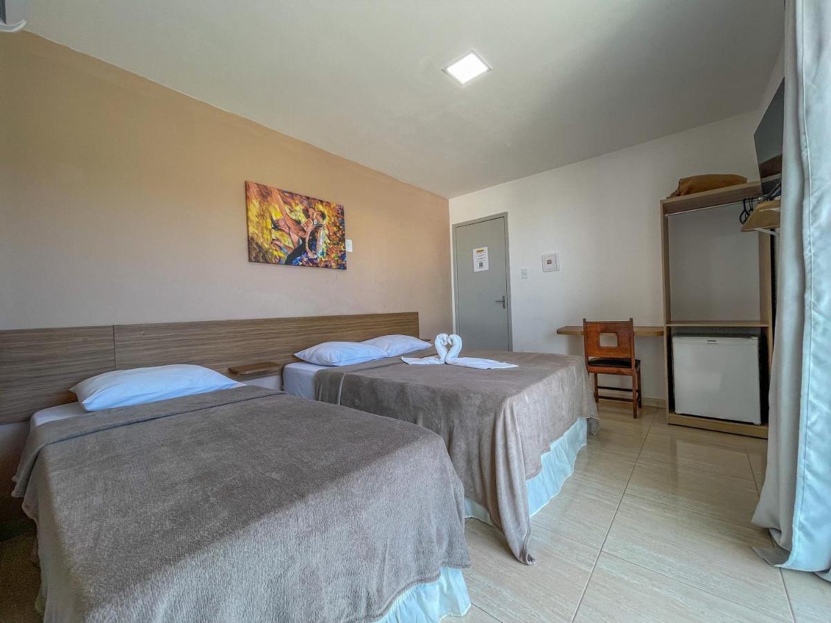 Quarto Triplo com Varanda