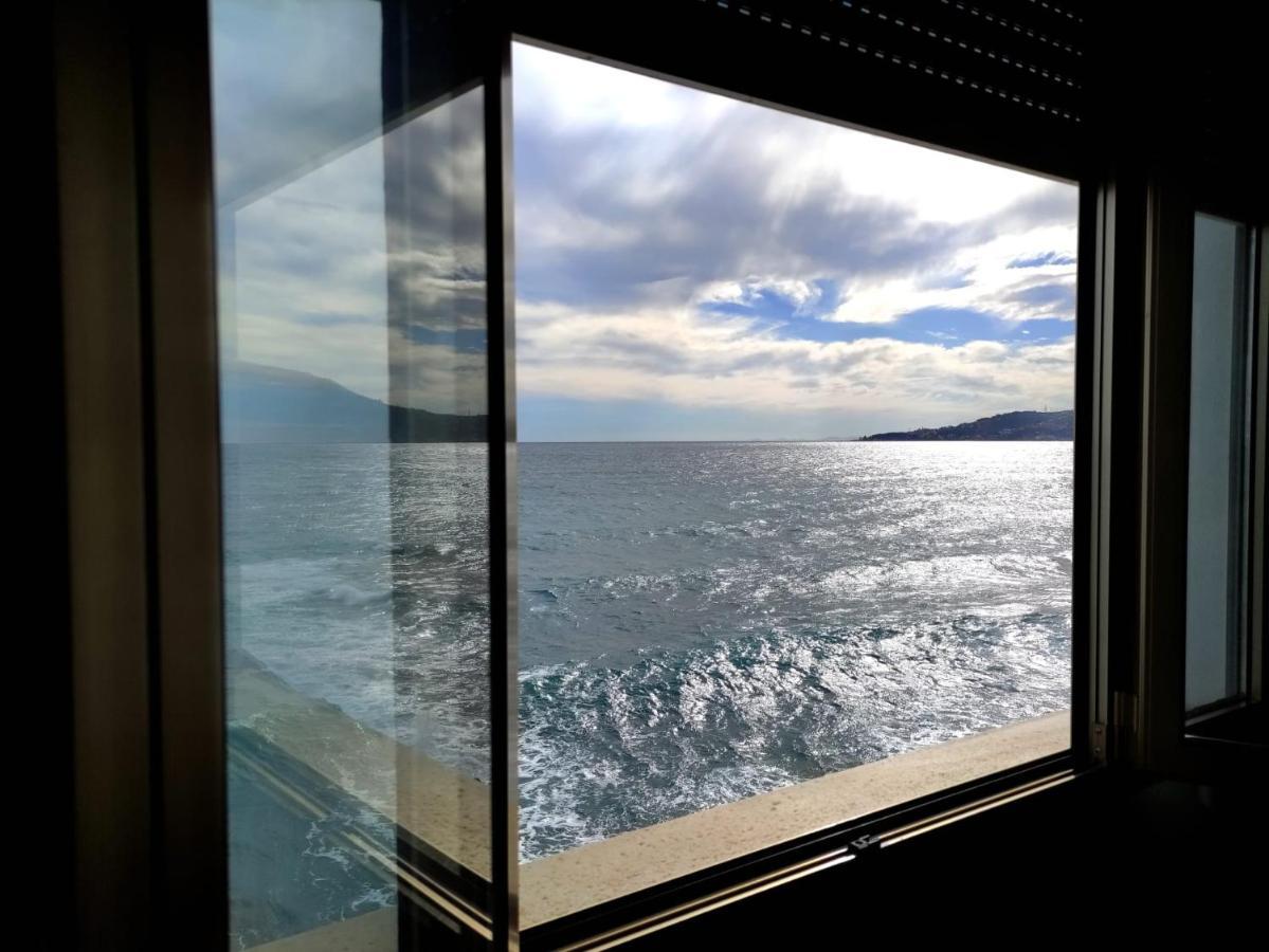 Camera Matrimoniale Classic con Vista Mare