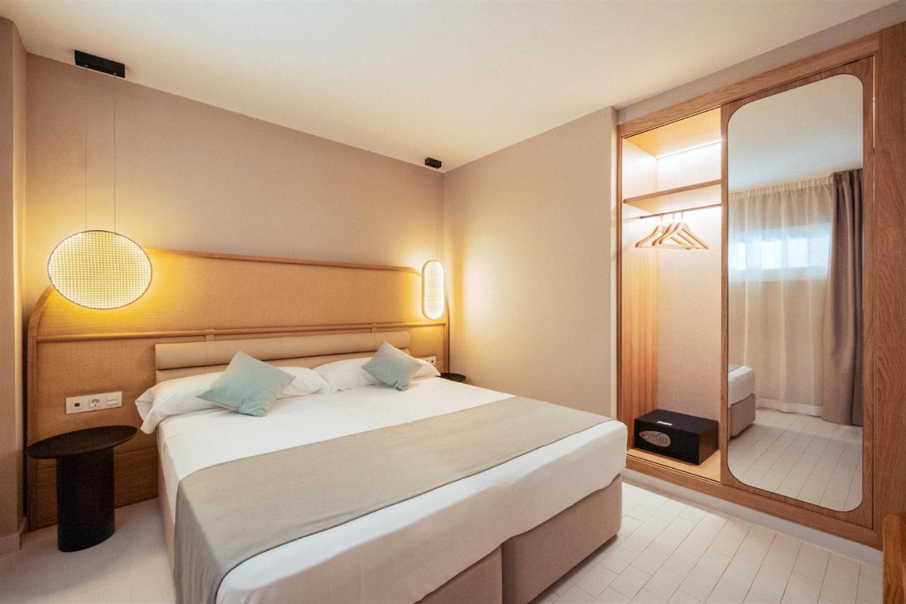 Suite Junior con vistas al jardín