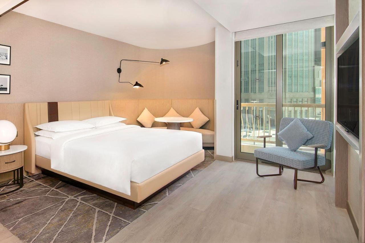 Classic Kamer met Kingsize Bed en Uitzicht op de Stad