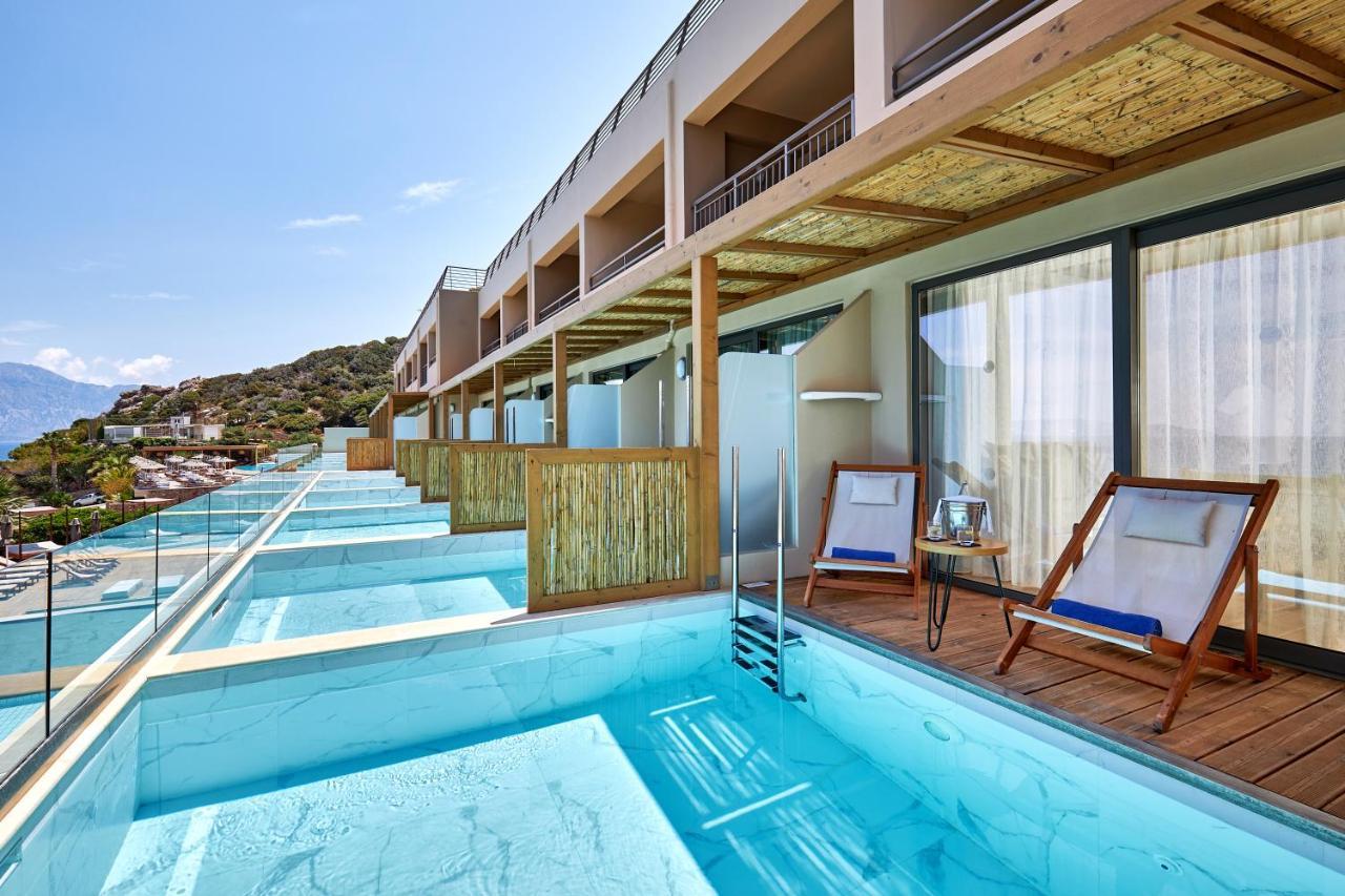 Superior Double Room Sea View with Individual Pool