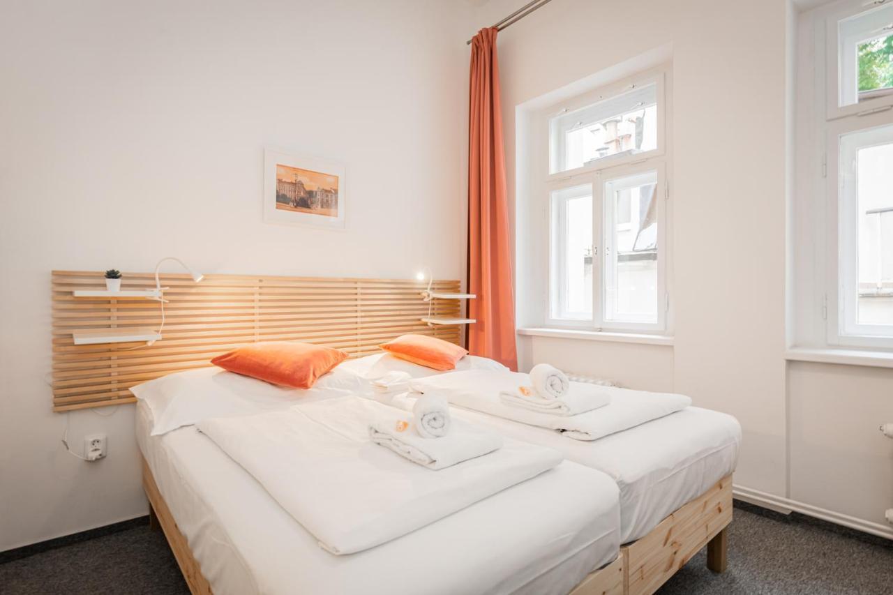 Double or Twin Room with Shower