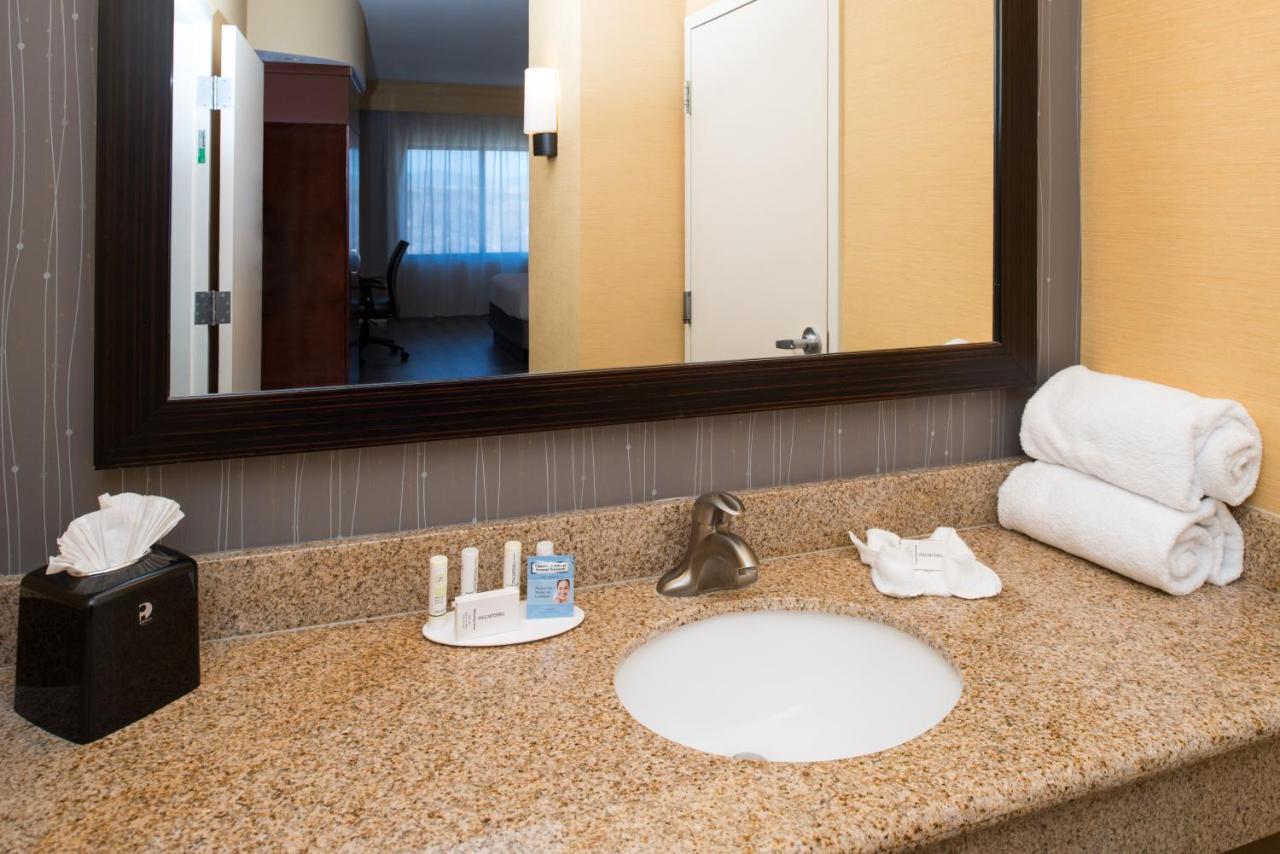 Queen Room with Two Queen Beds and Transfer Shower - Mobility and Hearing Accessible