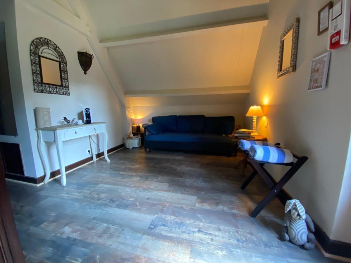 Suite Junior (2 Adultes + 2 Enfants)
