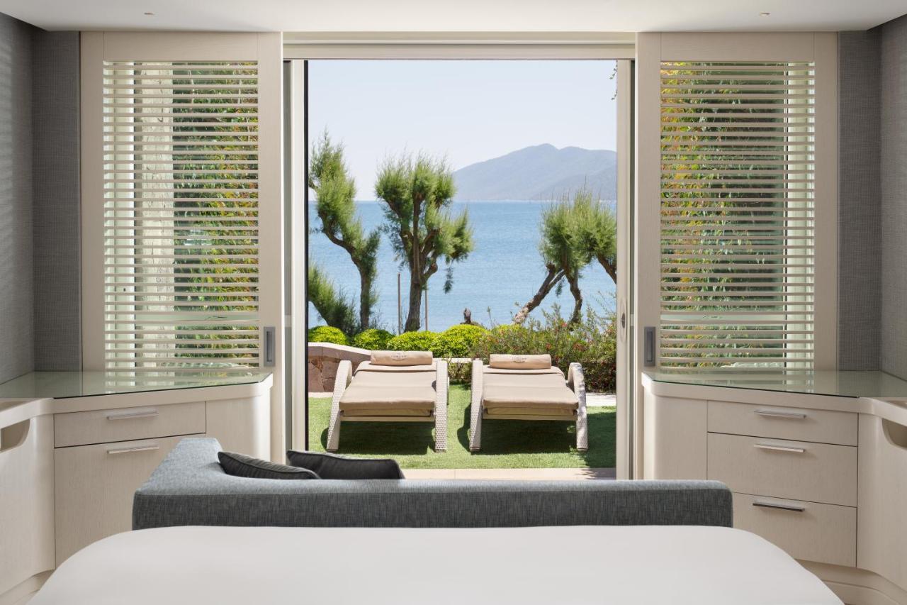 Deluxe Marine Kamer met 1 Kingsize Bed, Uitzicht op Zee en Balkon