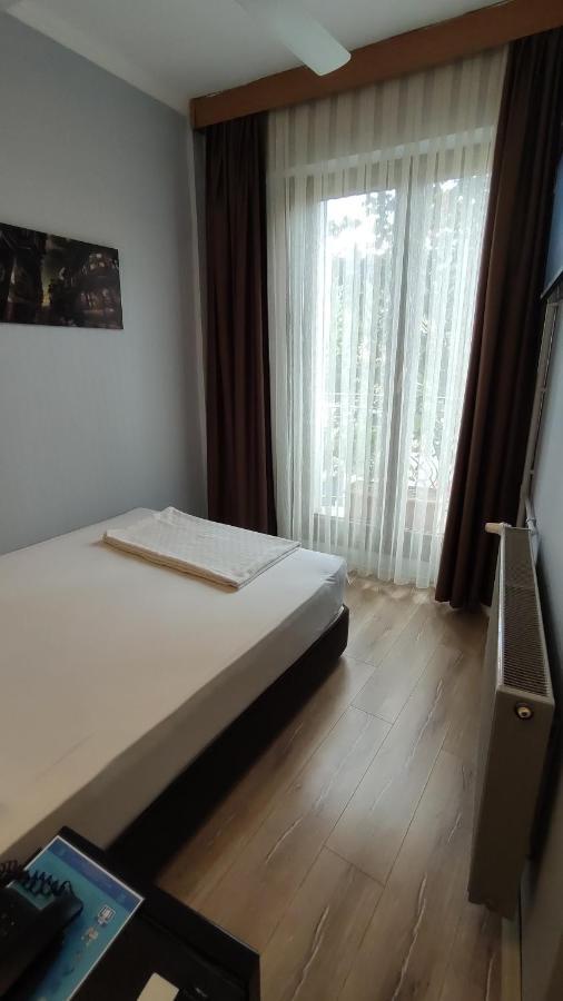 Quarto Duplo com Vista Jardim
