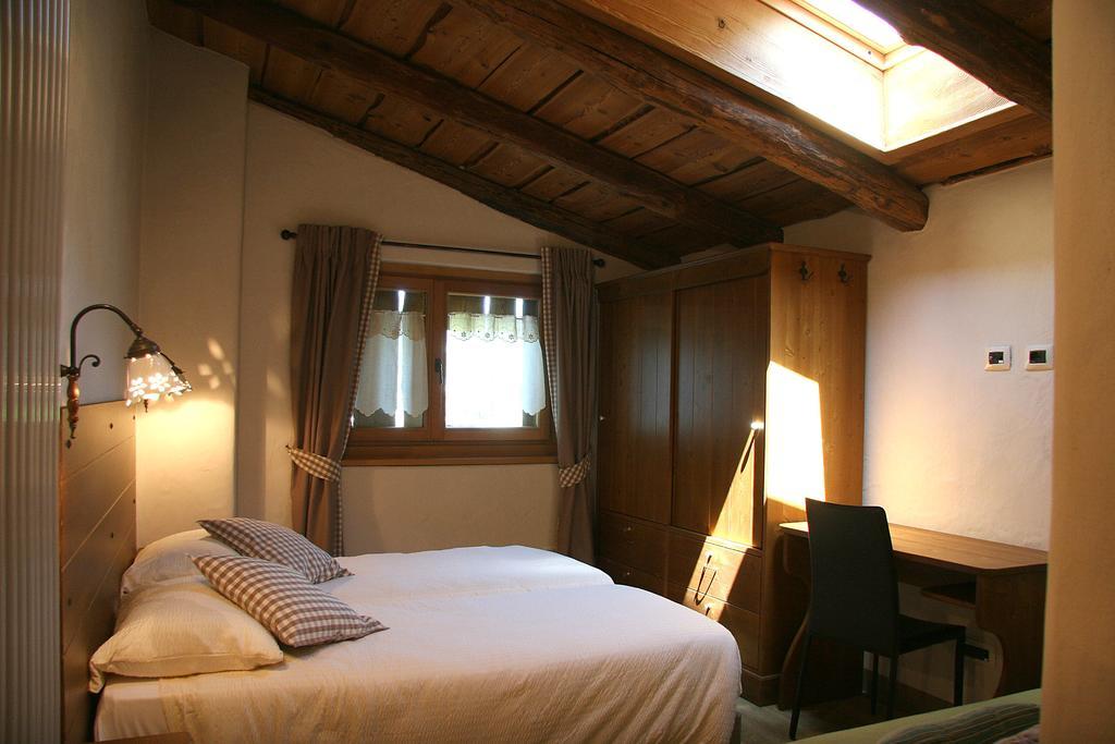 Triple Room Attic,141948579:JPEG