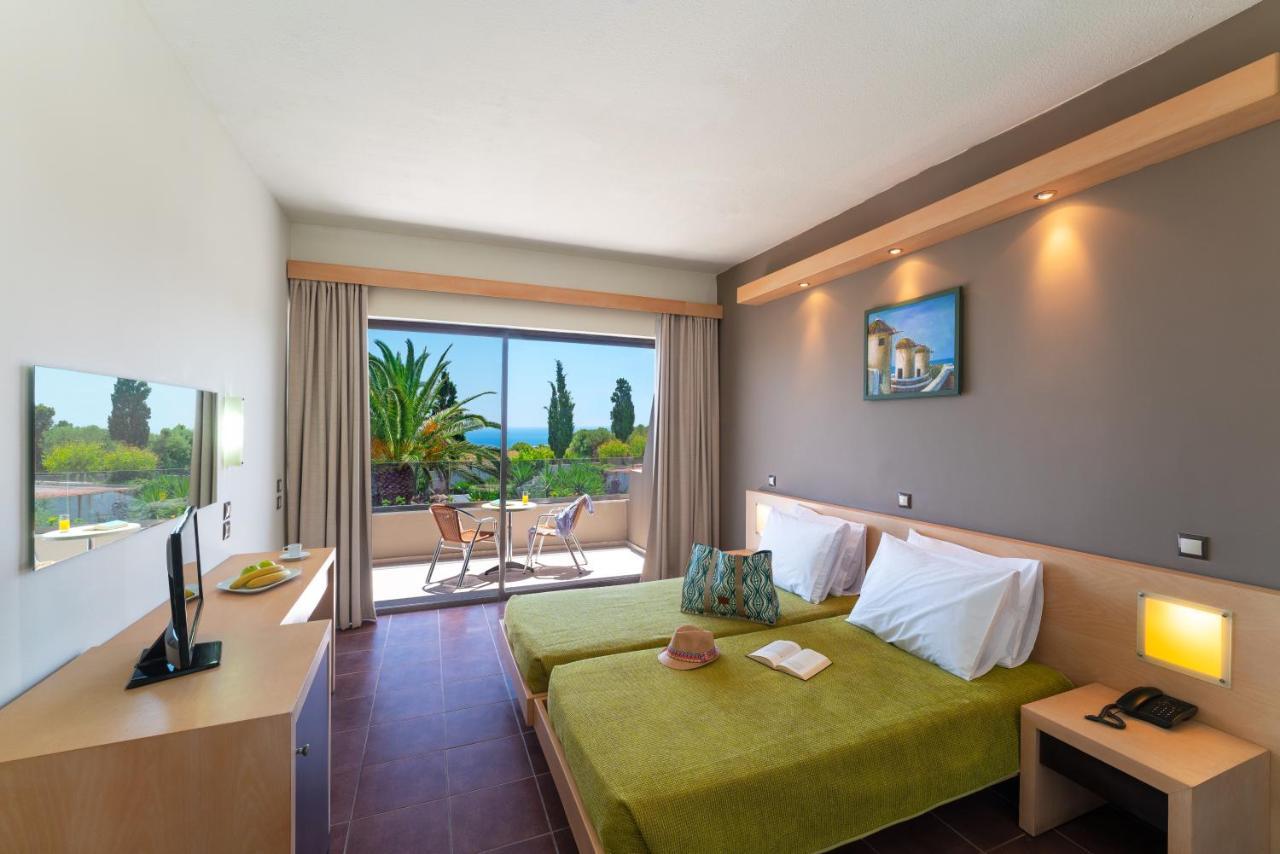 Doppel-/Zweibettzimmer mit Meerblick