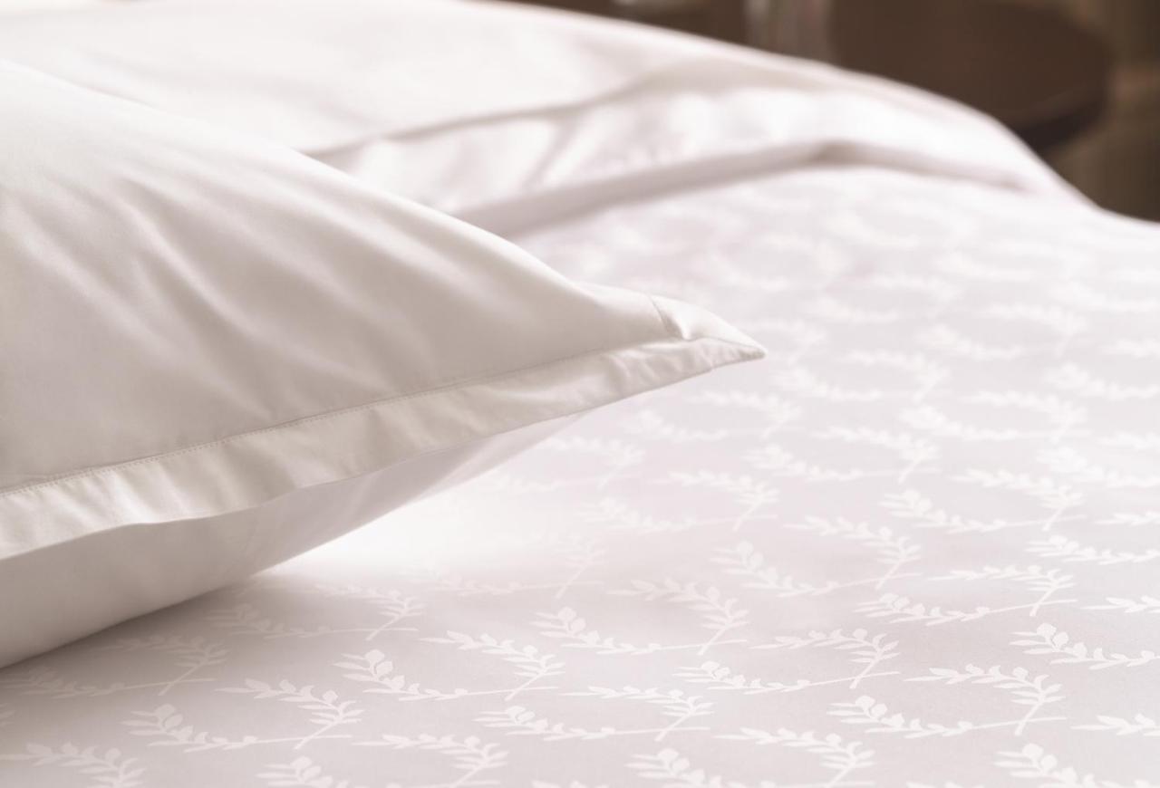 Deluxe Zimmer mit 1 Kingsize-Bett und Flussblick