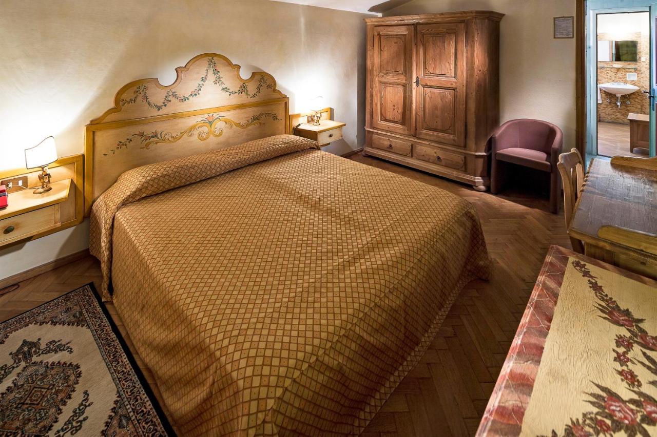 2 Zimmer mit Verbindungstür