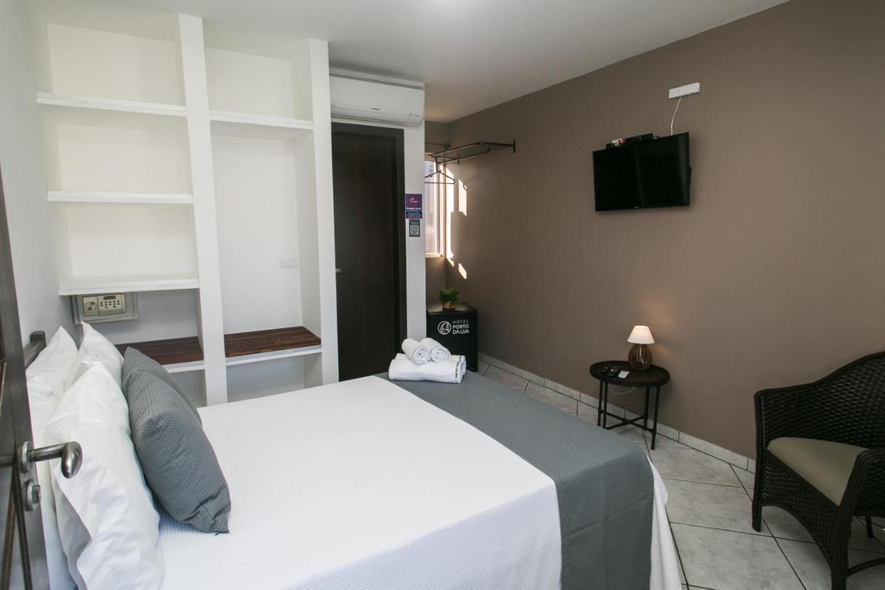 Standard Double Room,1421854203:JPEG