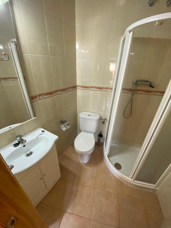 Triple Room with Private Bathroom,1425450085:JPEG