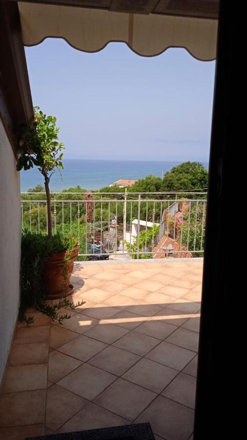 Double Room with Balcony and Sea View,1426123521:JPEG