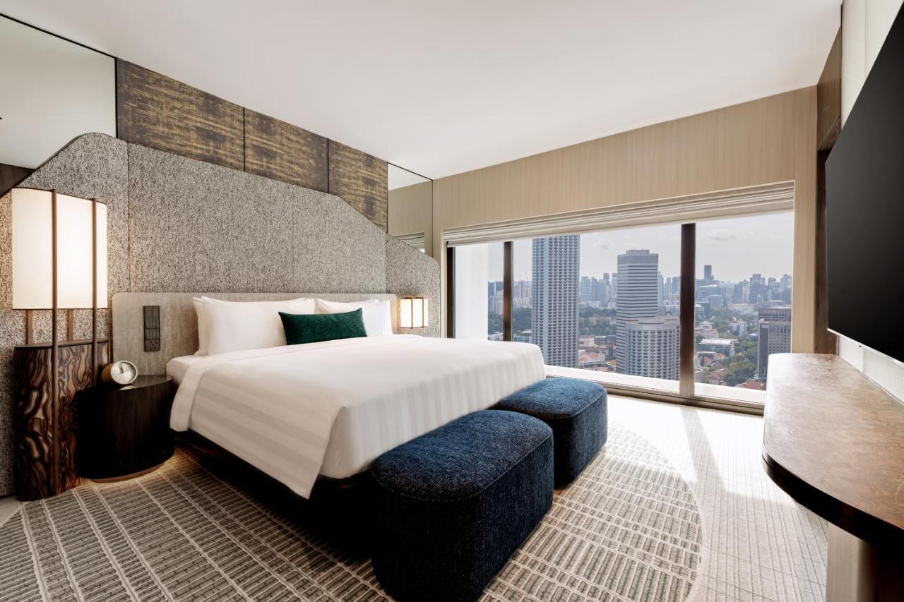 Premier Suite, 1 King Bed, City View, Lounge Access