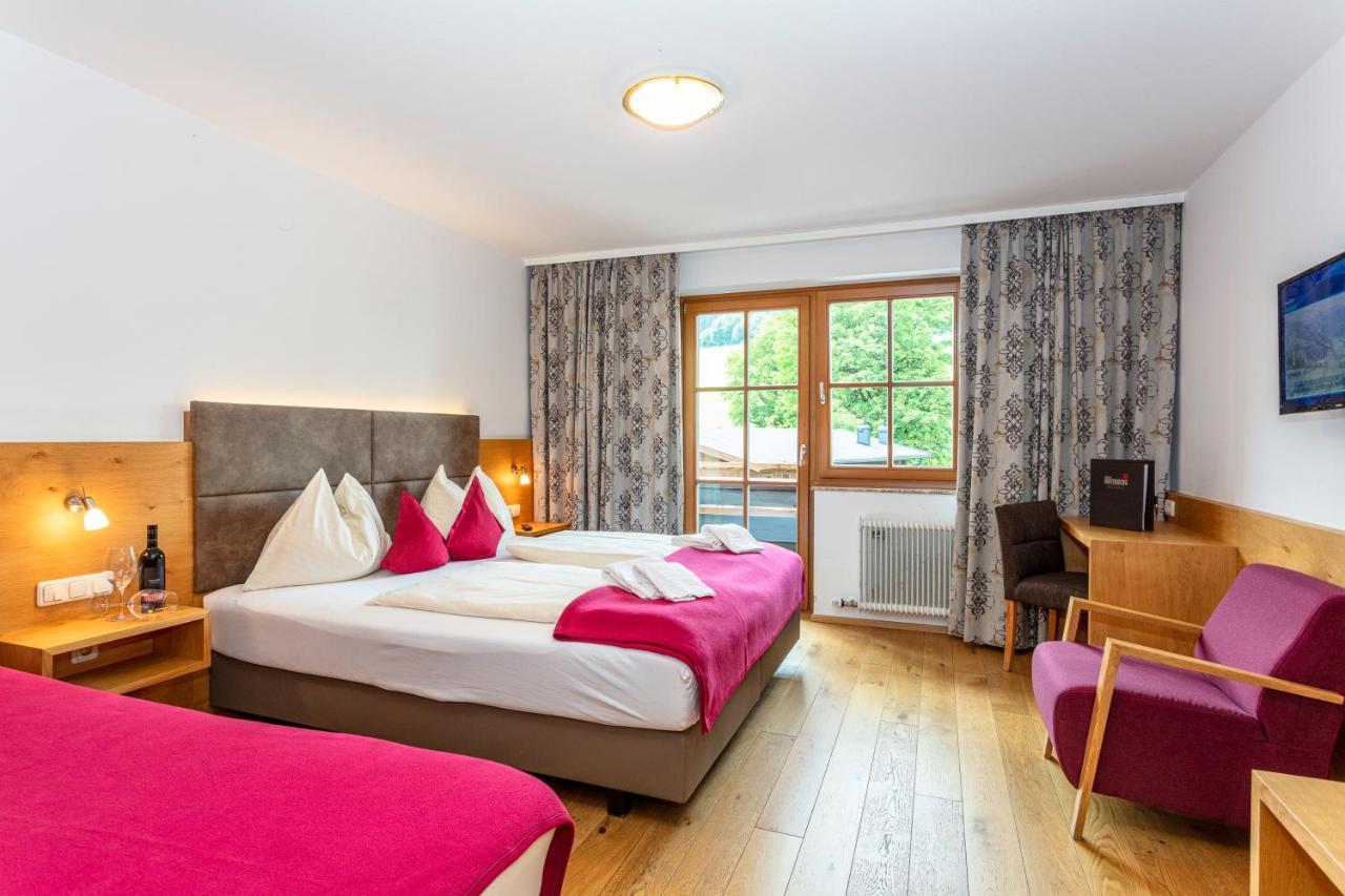 Dreibettzimmer mit Balkon