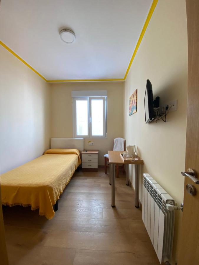Habitación Individual con baño compartido