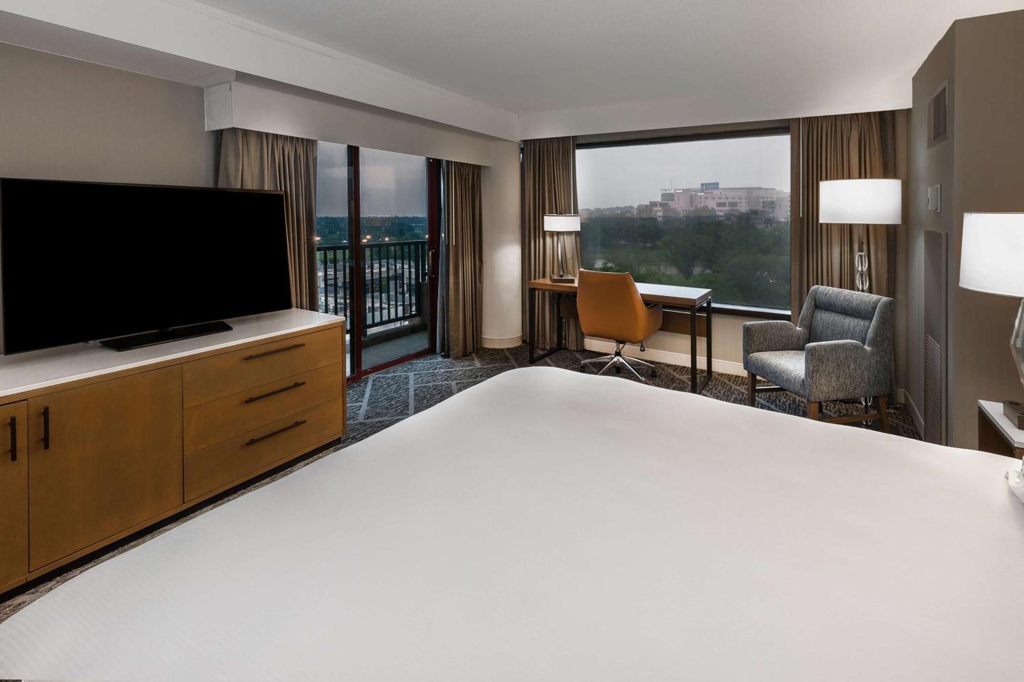 King Room with Balcony