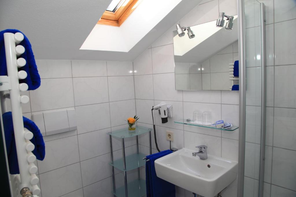 Doppelzimmer mit Dusche