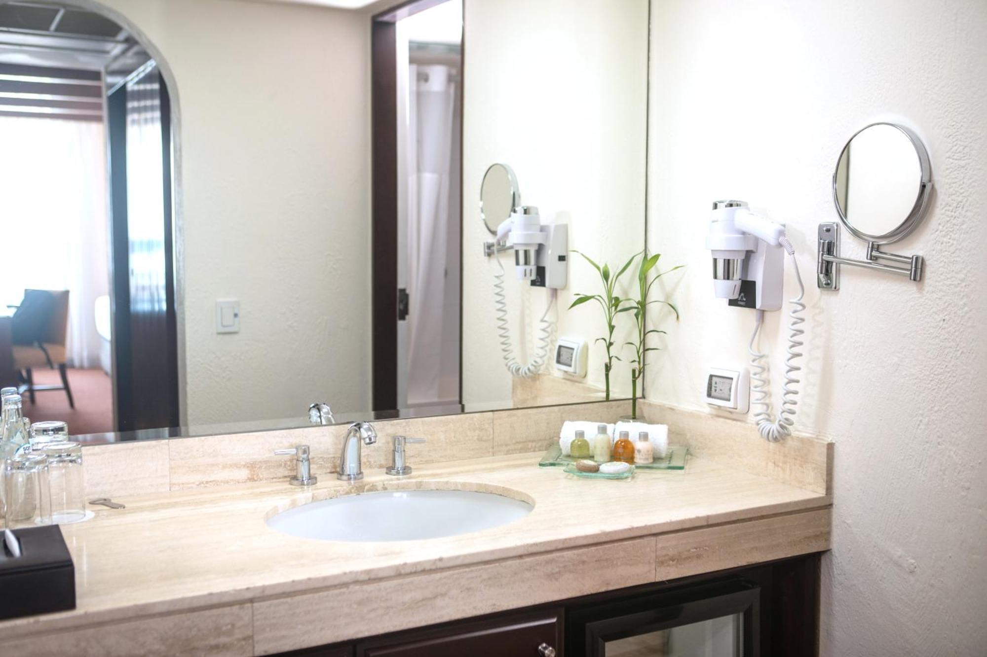 Traditional Twin Room,1574705942:JPEG