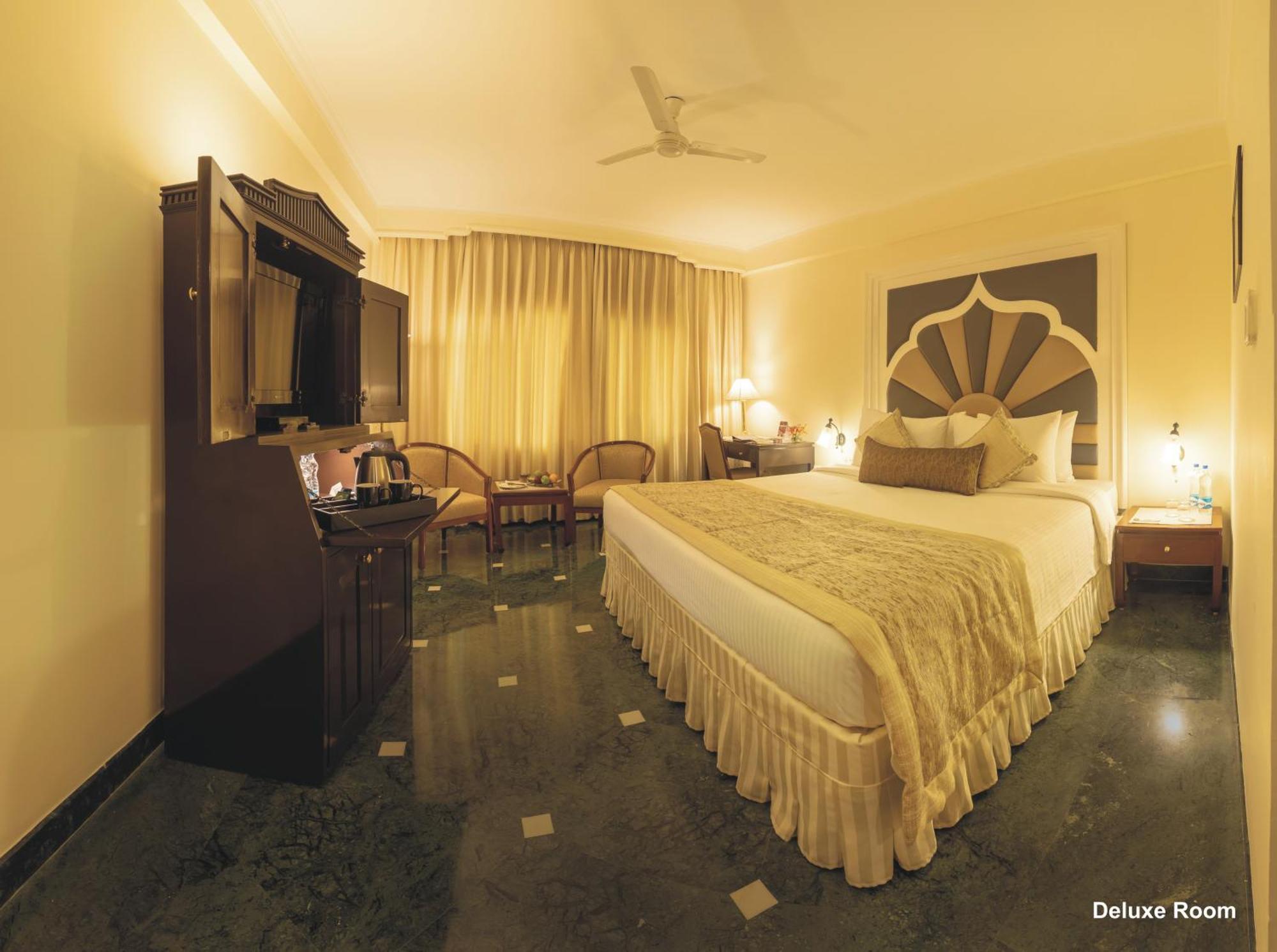 Chambre Lit Queen-Size Deluxe