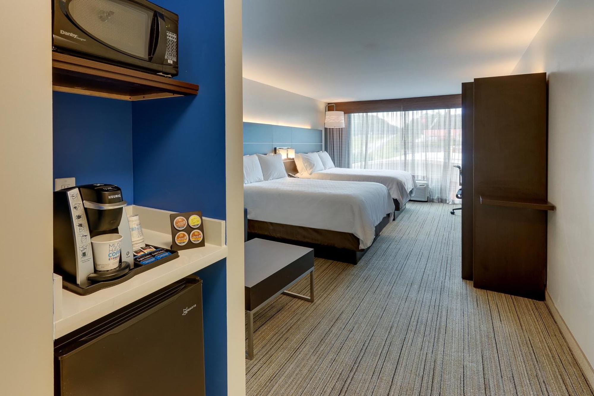 Suite with Two Queen Beds