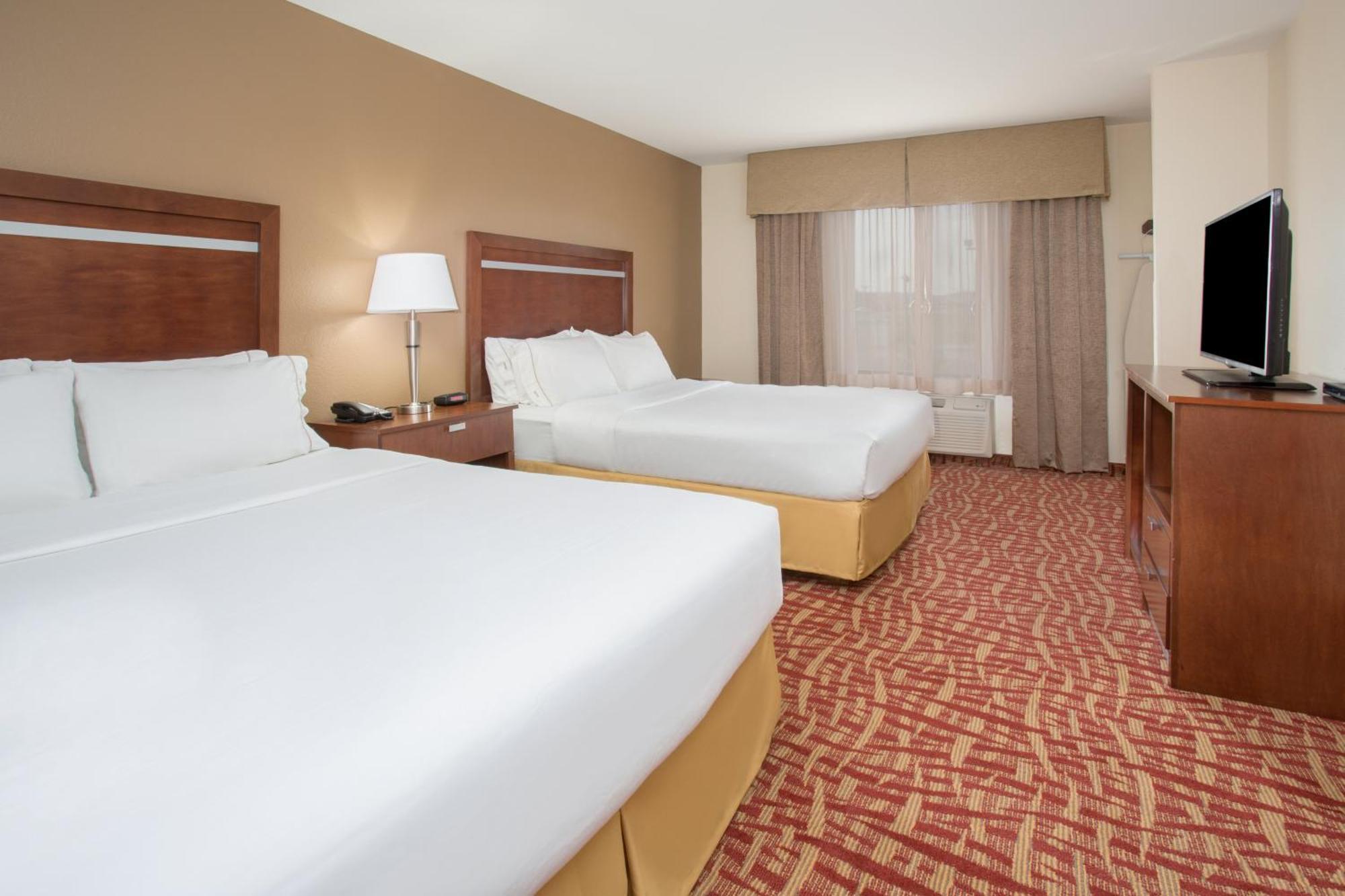 One-Bedroom Suite - Disability Access/Non-Smoking