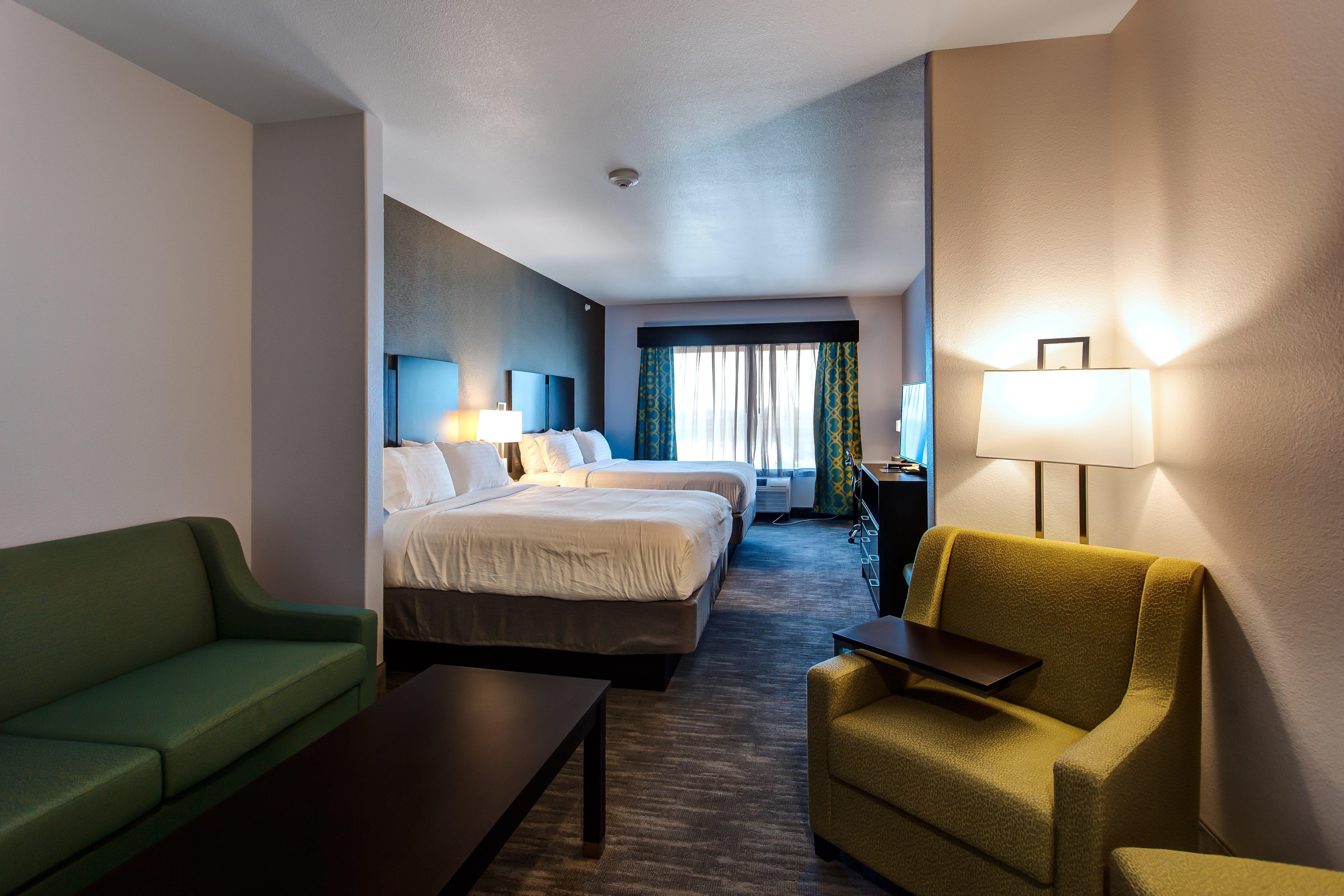 Suite with Two Queen Beds