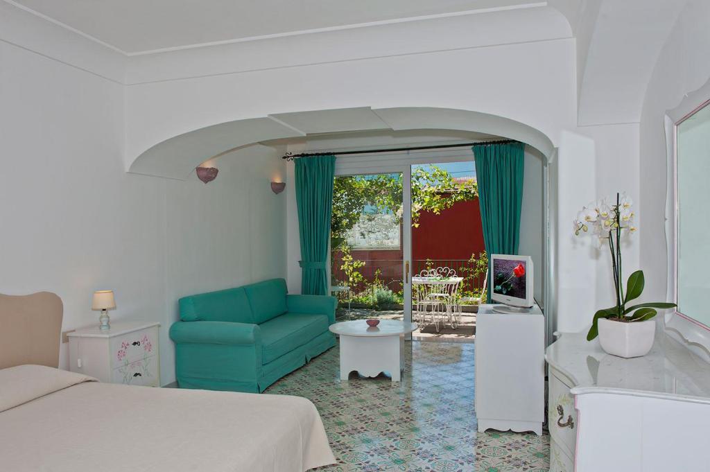 Standard Double or Twin Room with City View