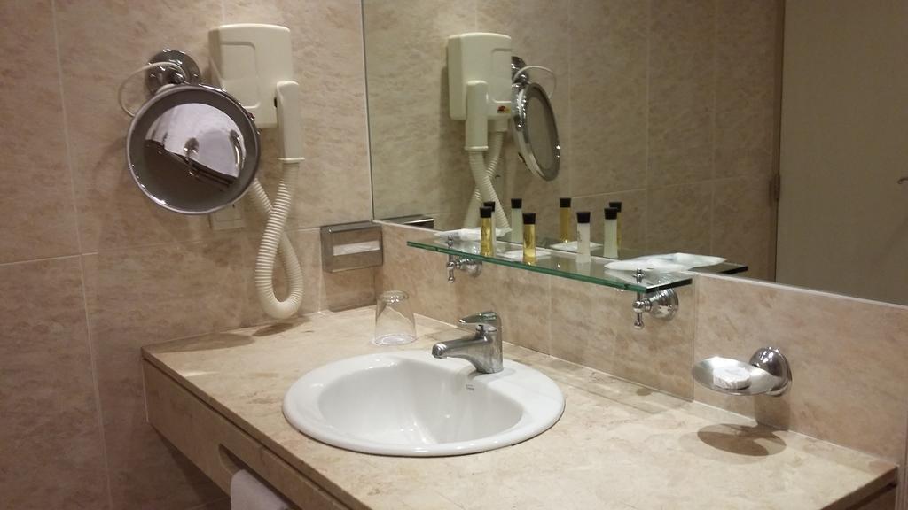 Habitación Familiar (2 adultos y 2 niños)