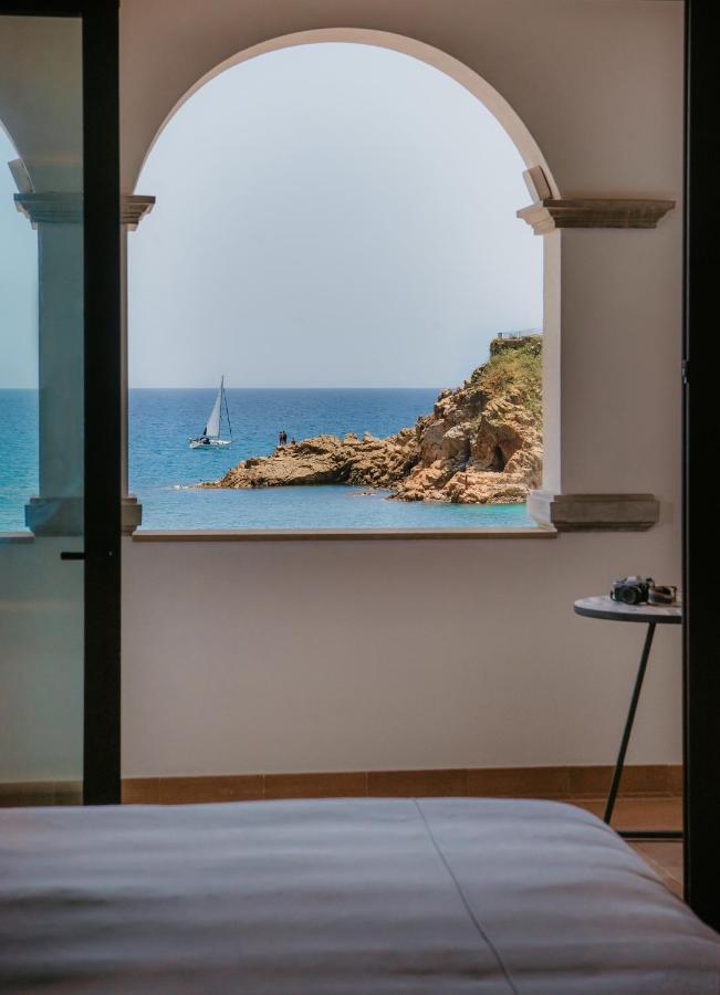 Camera Deluxe Doppia con Letti Singoli con Vista Mare