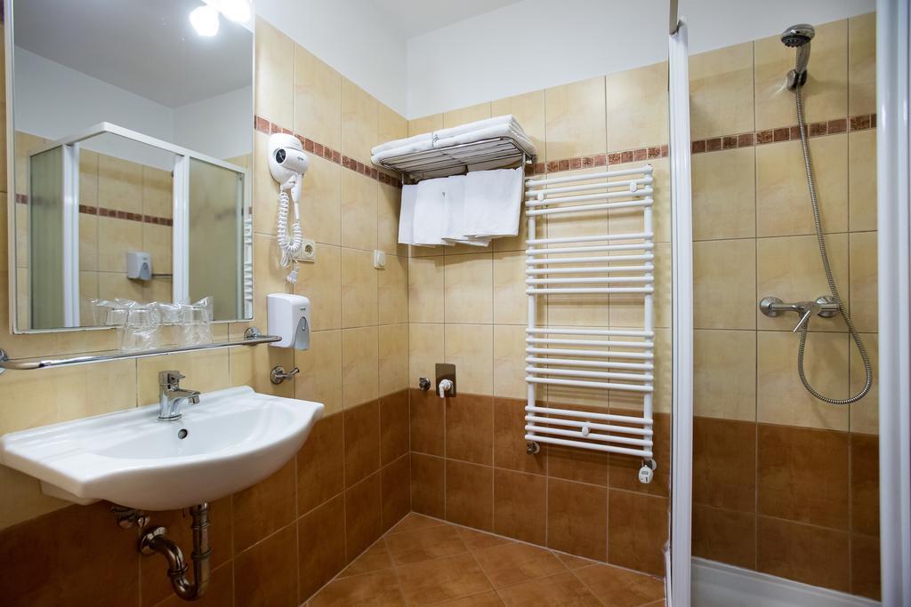Apartamento com 1 Quarto