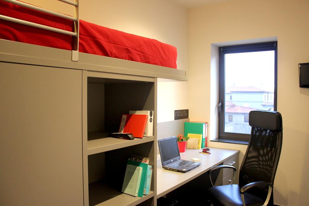 Single Room with Bunk Bed,146970140:JPEG