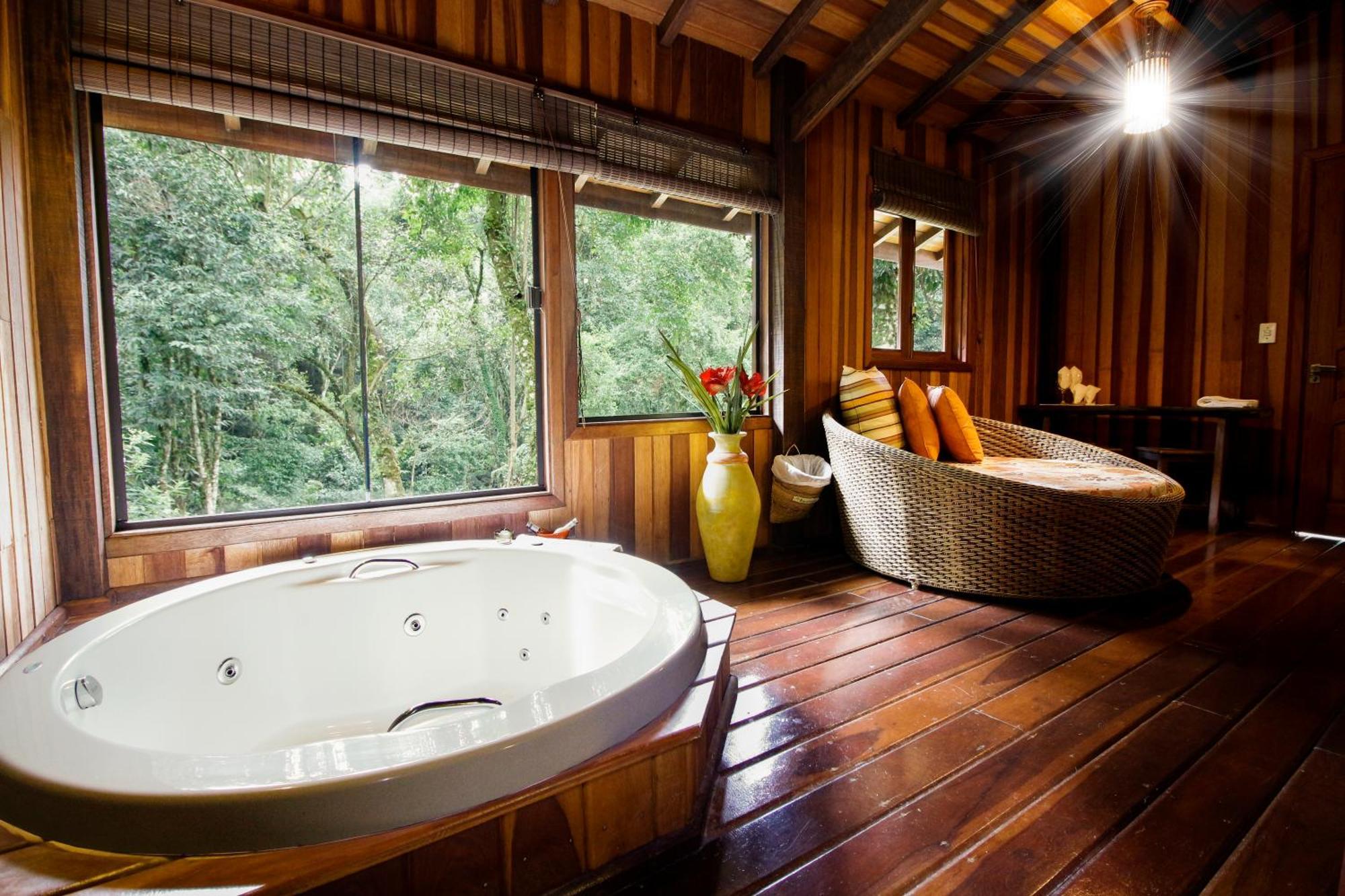 Cabin with Hot Tub,1552211113:JPEG