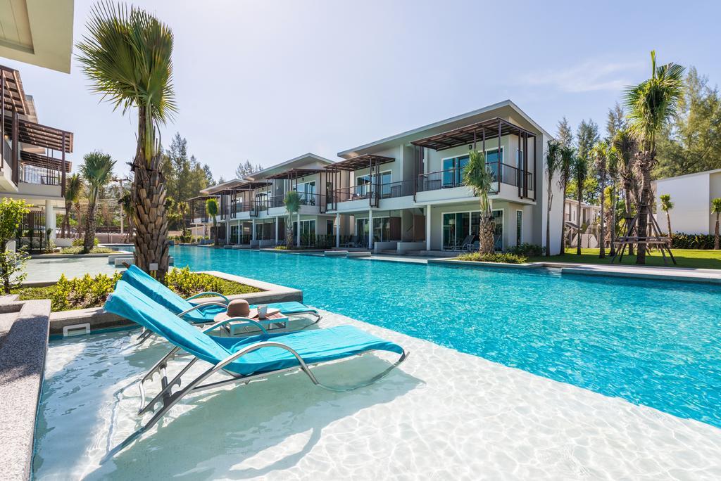 Zimmer mit Zugang zum Pool