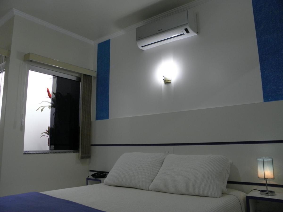 Quarto Duplo Deluxe com Banheira de Hidromassagem