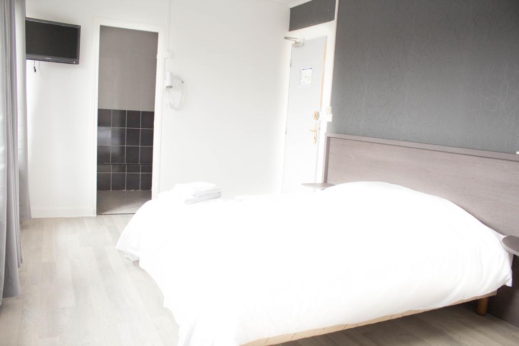 Chambre Double - Accessible aux Personnes à Mobilité Réduite