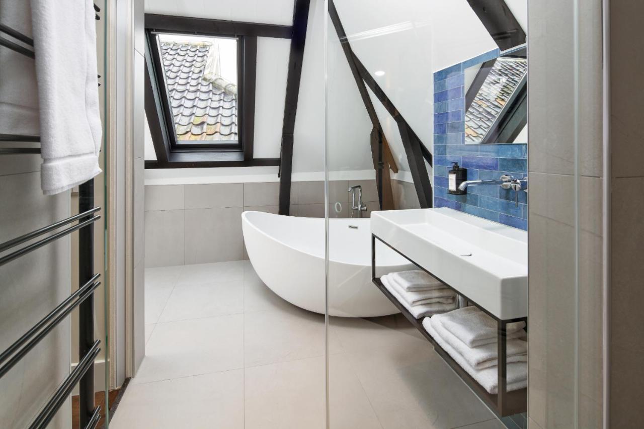 Junior Suite,1487860075:JPEG