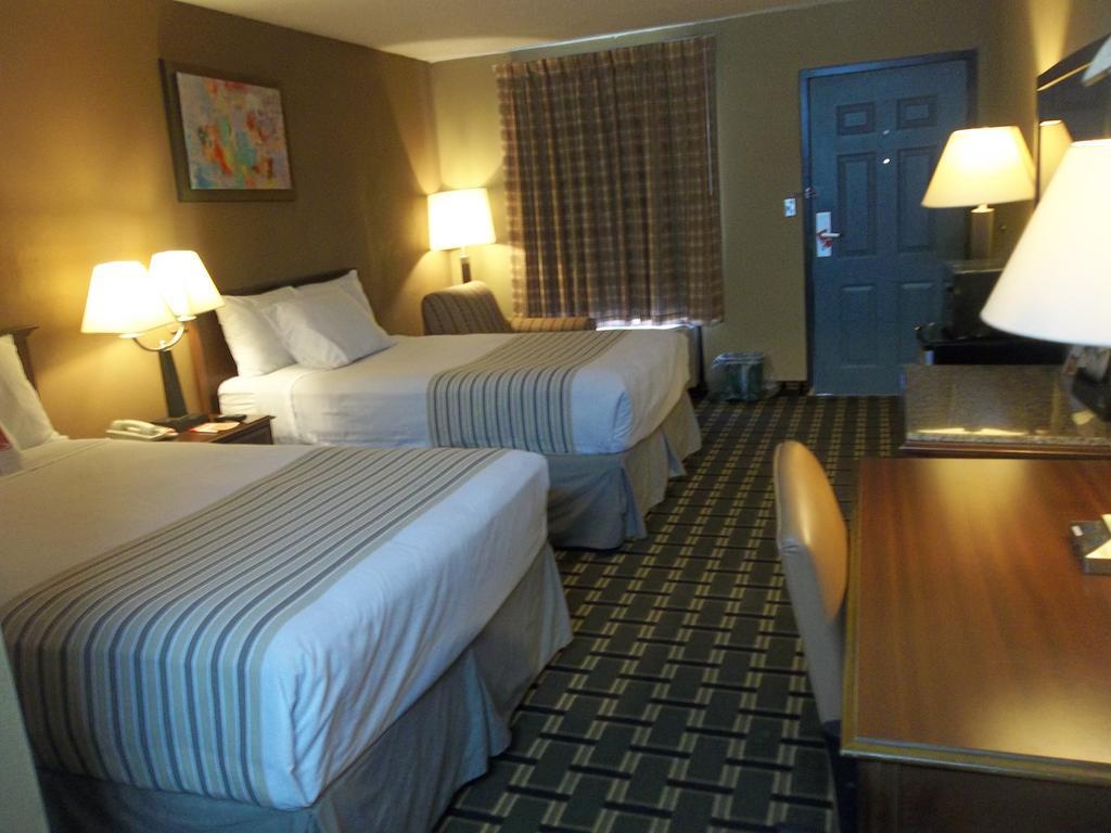 Double Room with Two Double Beds - Smoking