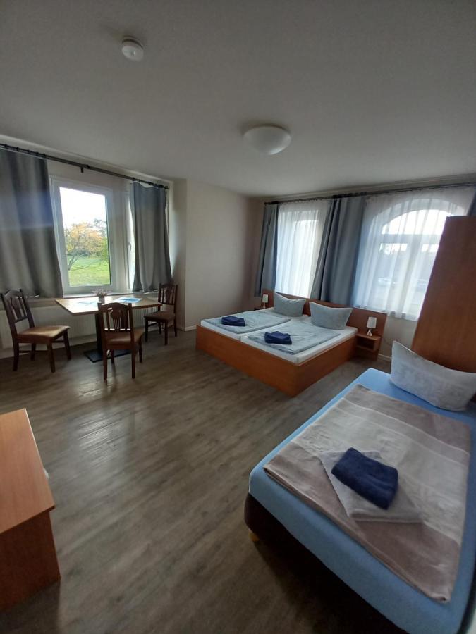 Basic Dreibettzimmer