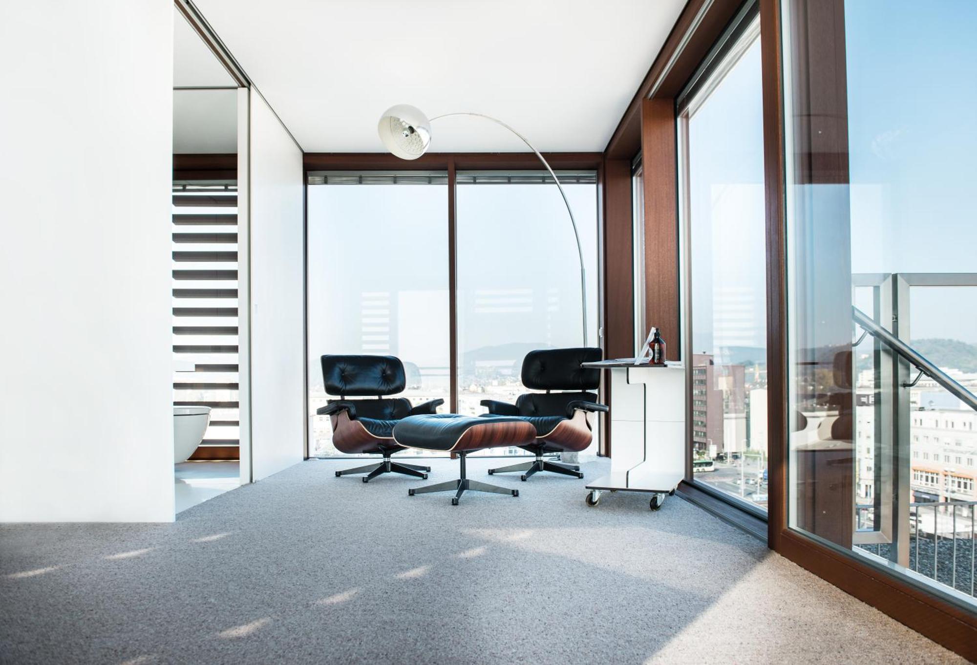 Loft Cube Suite